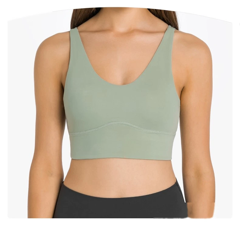 Womens sports bras V neck criss cross strappy gym workout bra detail